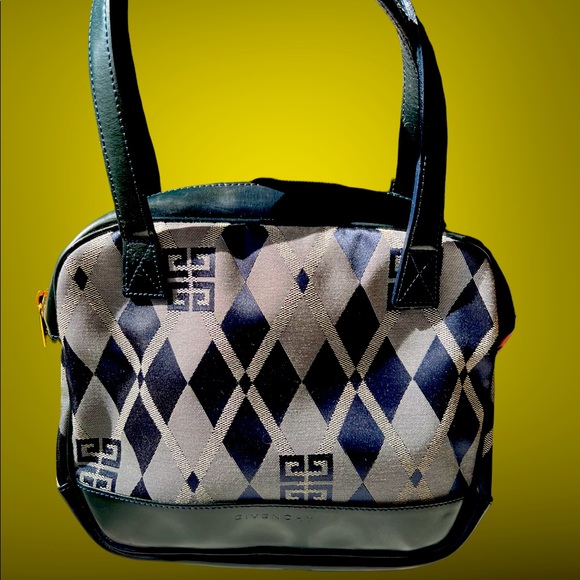 Givenchy Handbags - Givenchy Canvas handbag
